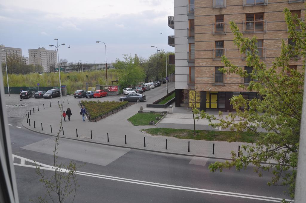 Studio Close To Royal Lazienki Park, Недалеко От Олинек ワルシャワ エクステリア 写真